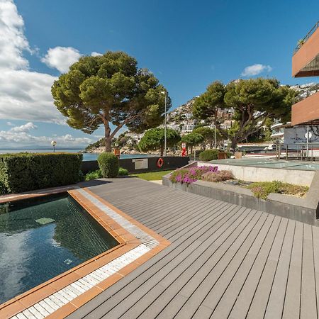 Apartamento Con Gran Terraza Delante Del Mar Roses Exterior foto